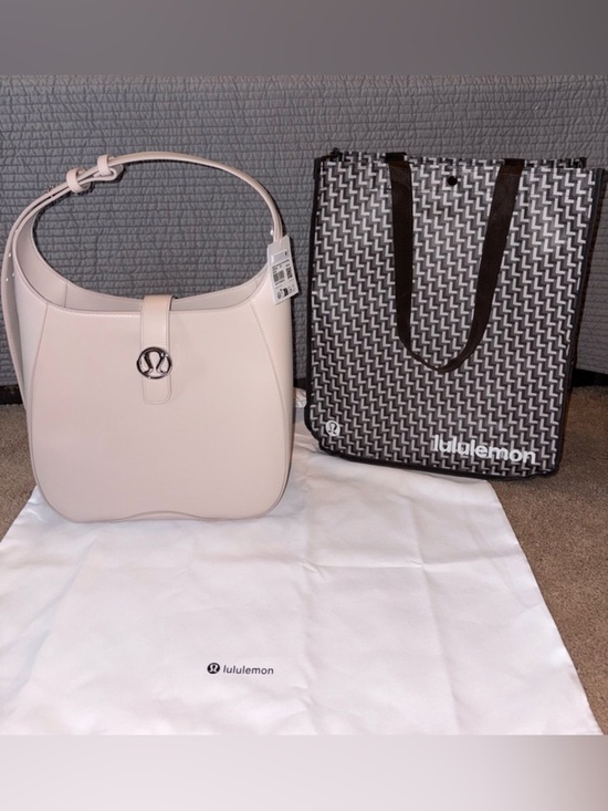 lululemon athletica Handbags - LARGE LULULEMON CLASSY SHOULDER BAG CASHEW FULL INCLUSION SHOP BAG, DUST BAG NWT